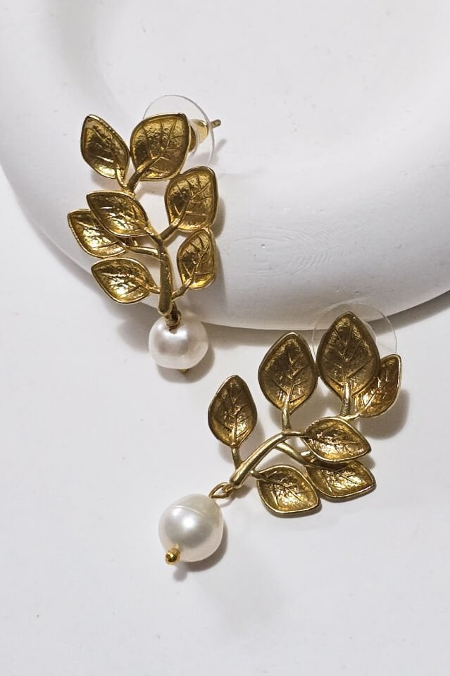 Daphne İncili Küpe