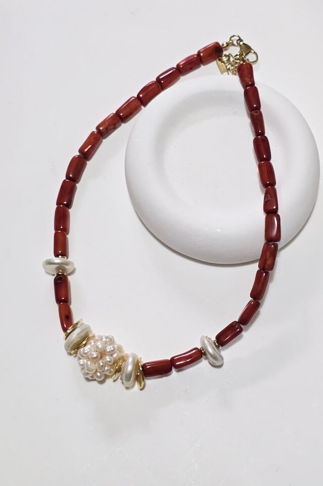 İncili Mercan Kolye