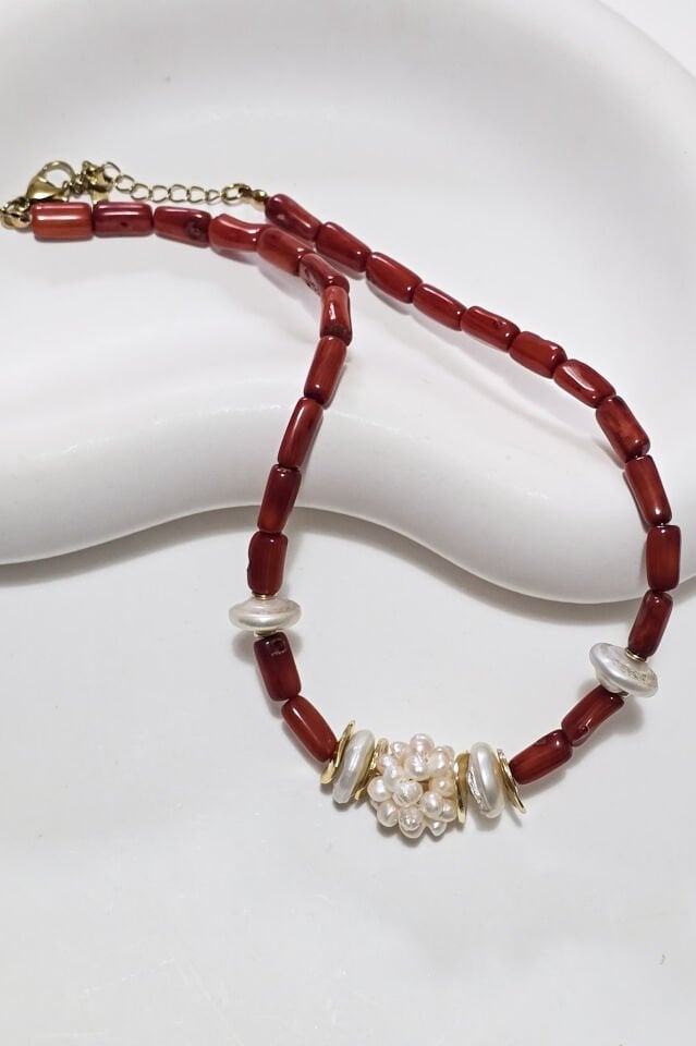 İncili Mercan Kolye