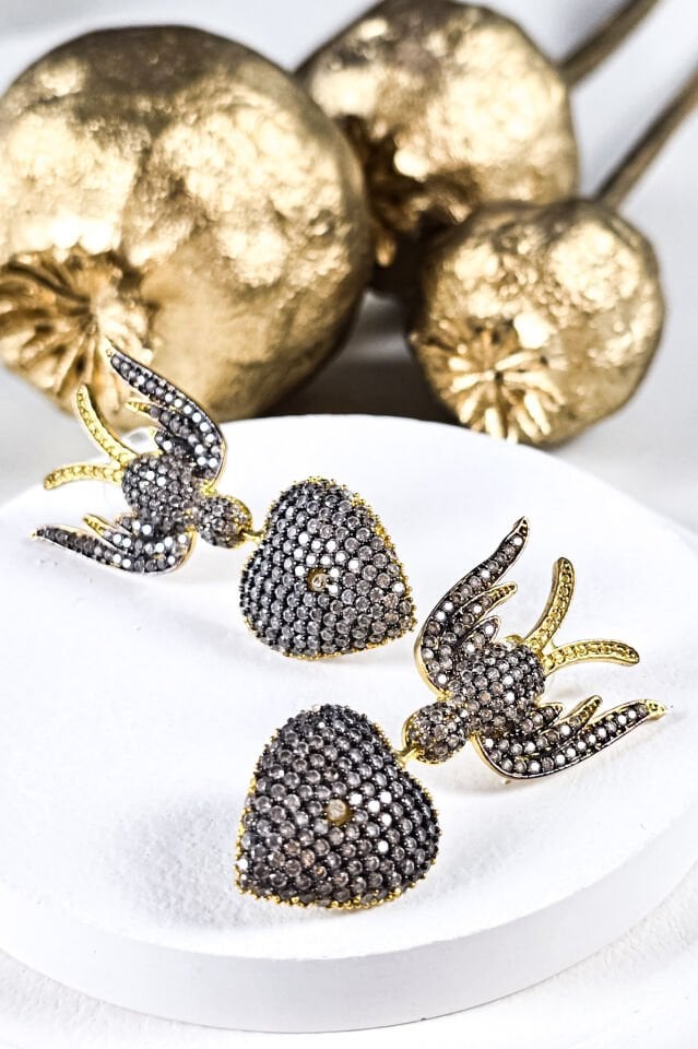 Kalpli Kırlangıç Küpe Siyah