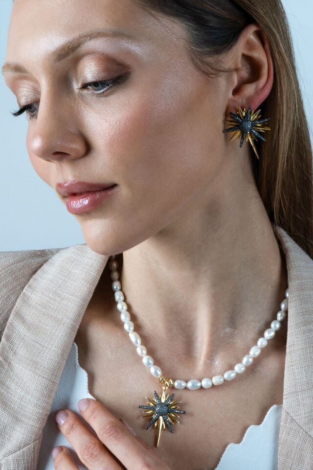 İncili Kuzey Yıldızı Kolye Siyah