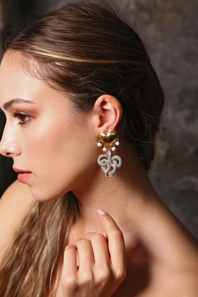 Yılan ve Kalp Küpe Siyah