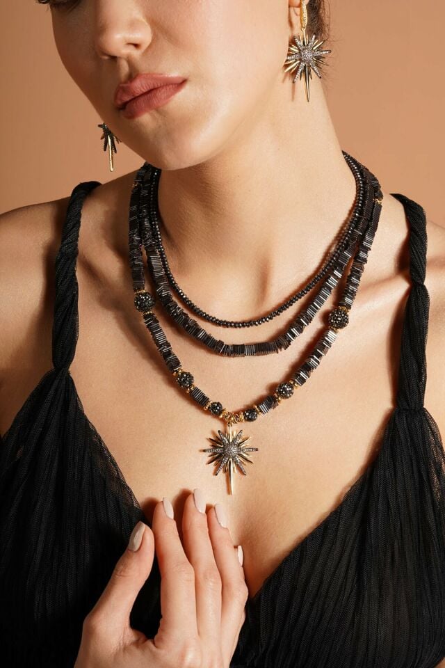 Sallantılı Kuzey Yıldızı Küpe