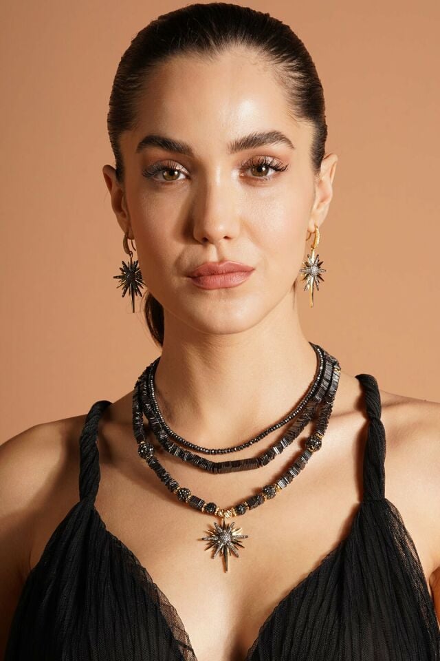 Sallantılı Kuzey Yıldızı Küpe