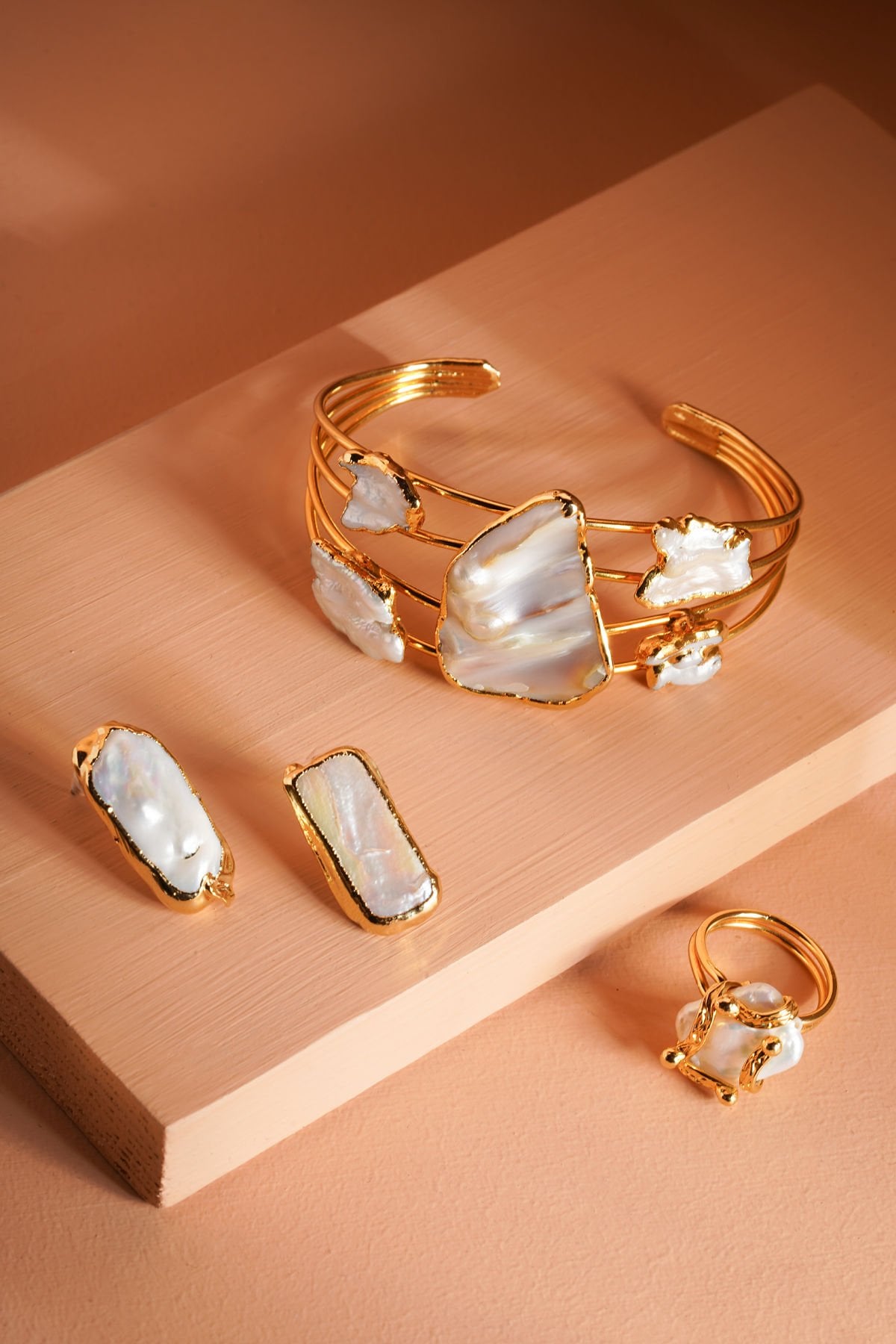 İnci Kelepçe Yüzük Küpe Seti