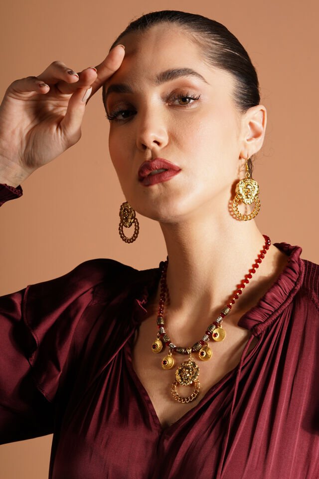 Aslan Kolye Küpe Seti