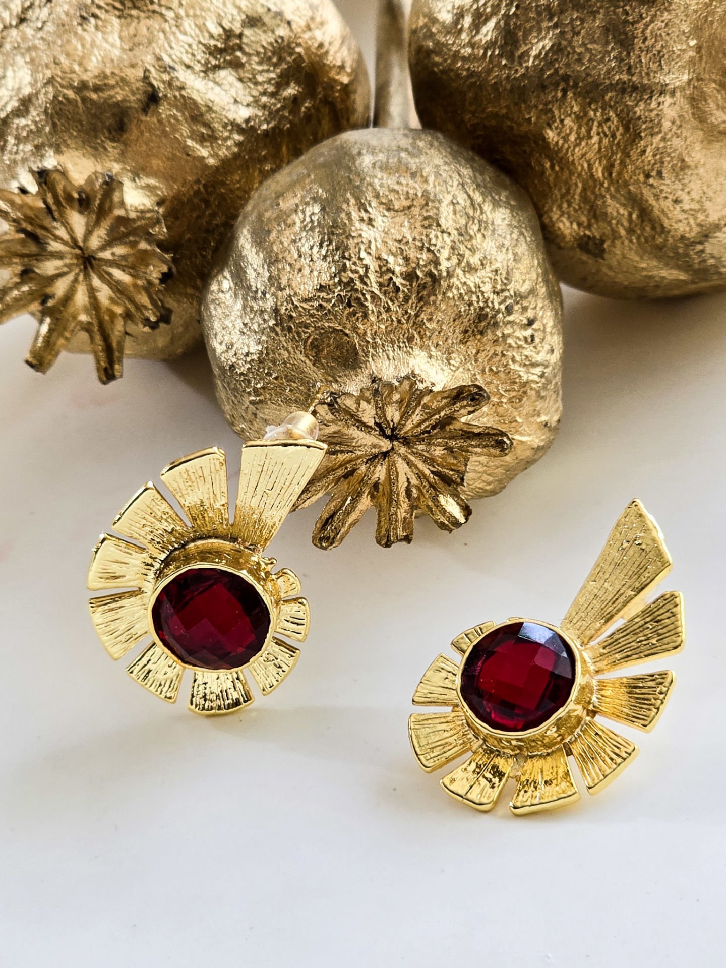 Ateşin Büyüsü Küpe