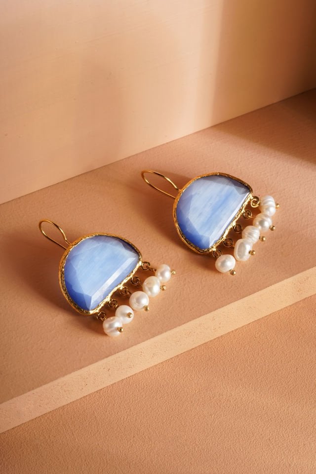 İncili Kedi Gözü  Yarım Ay Küpe Mavi