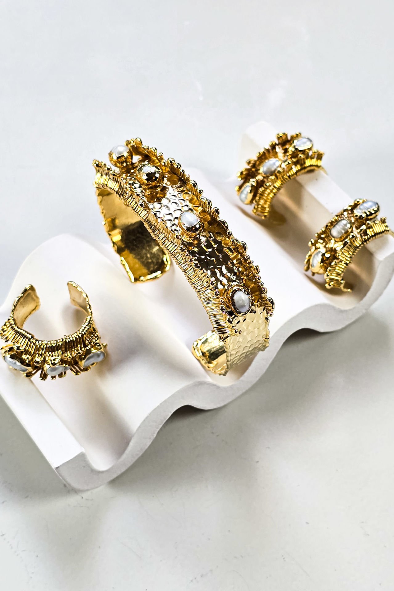 İncili Küpe Bileklik Yüzük Set