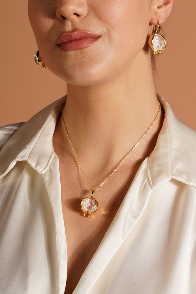 İncili Nar Küpe Beyaz