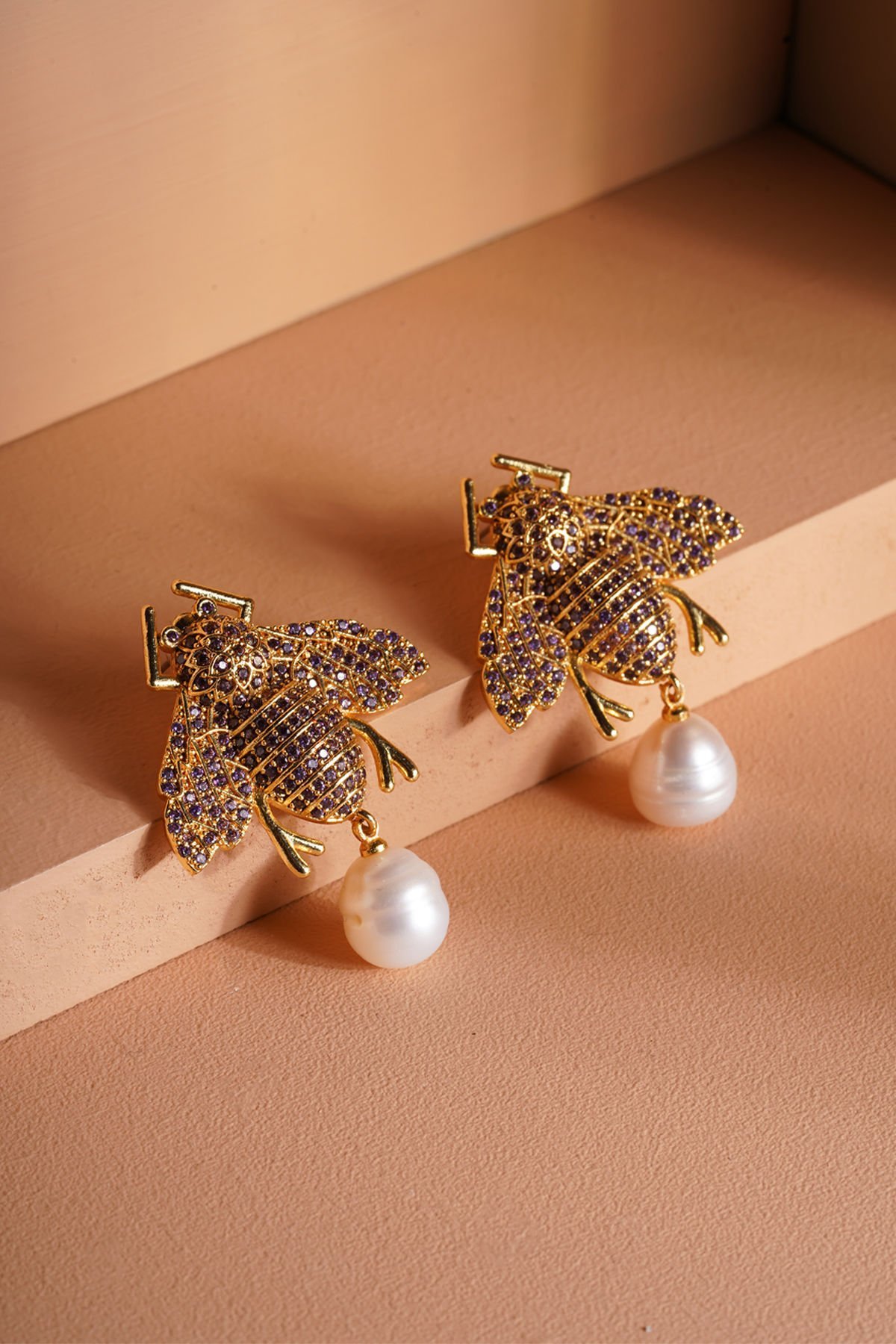 İncili Arı Küpe Mor