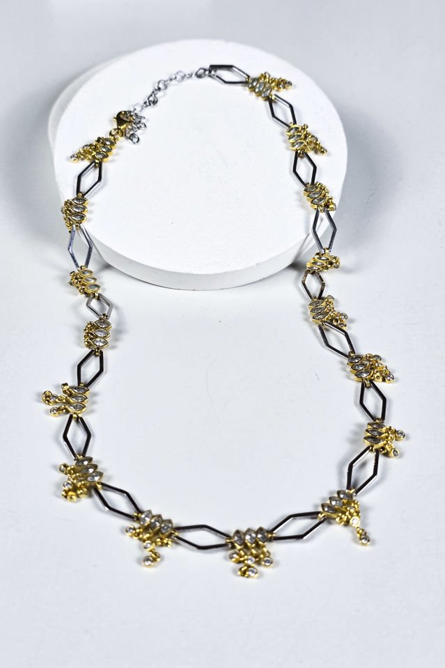 925 Ayar Gümüş 14 Ayar Altın ve Rodyum Kaplama Taşlı Kolye