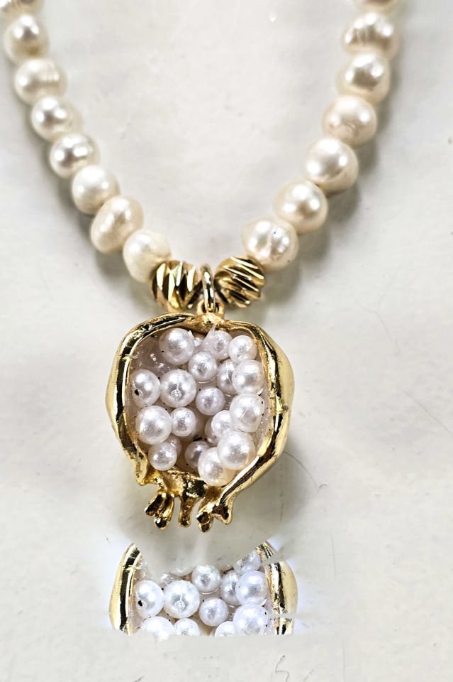 İnci Nar Kolye Beyaz