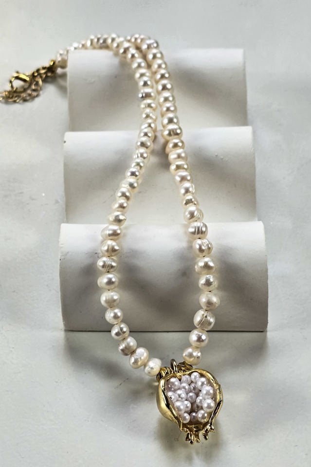 İnci Nar Kolye Beyaz