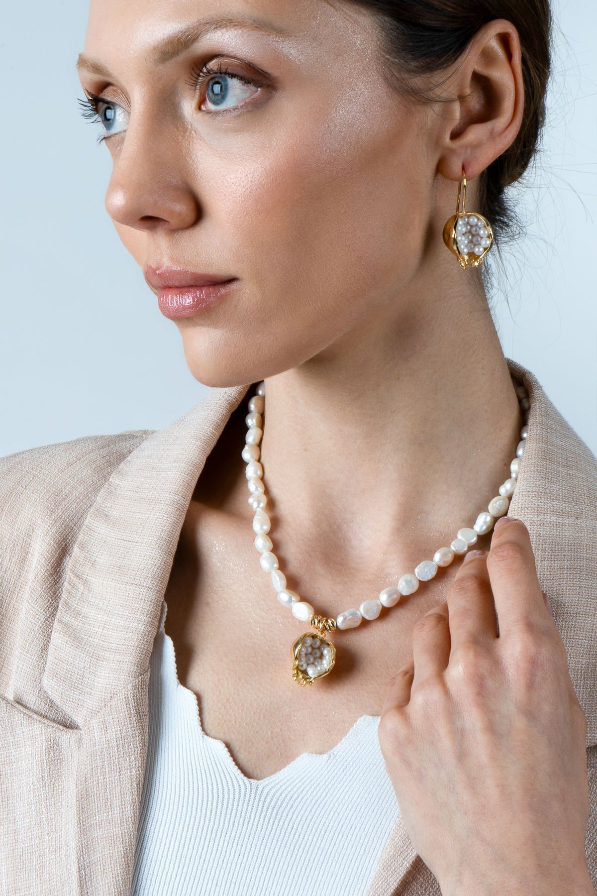 İnci Nar Kolye Beyaz