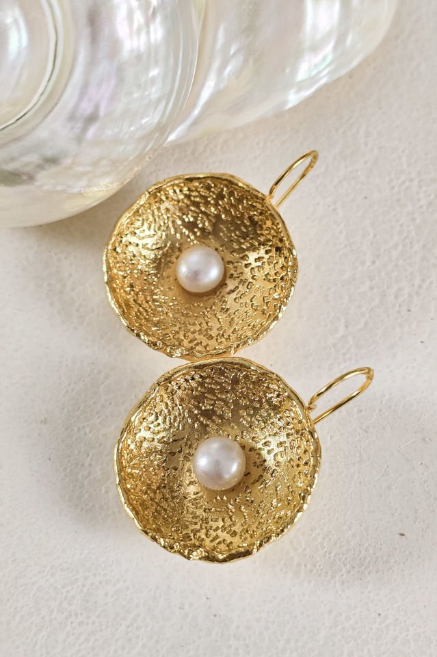 Pearl in the Middle Küpe