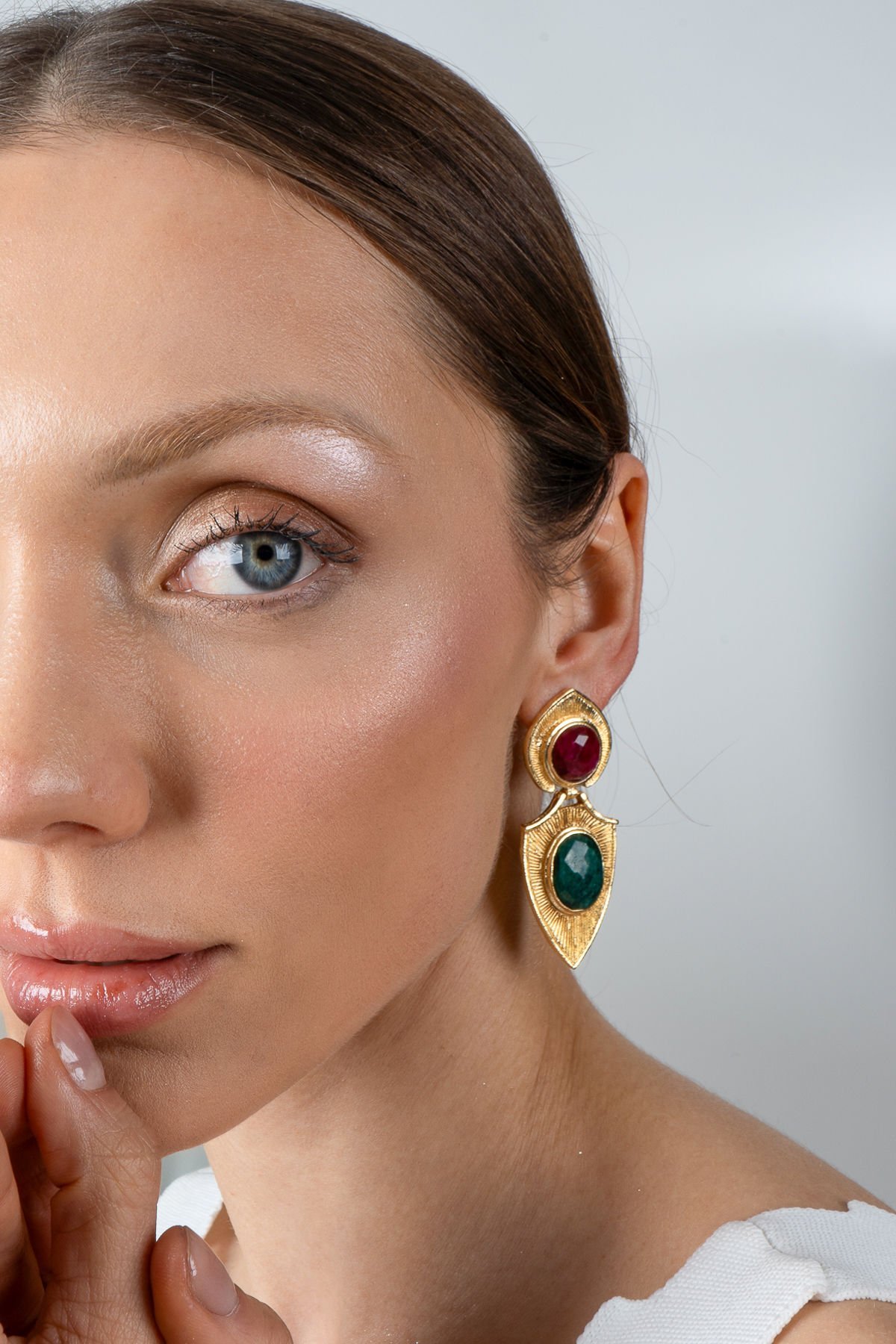 Ruby & Emerald Küpe