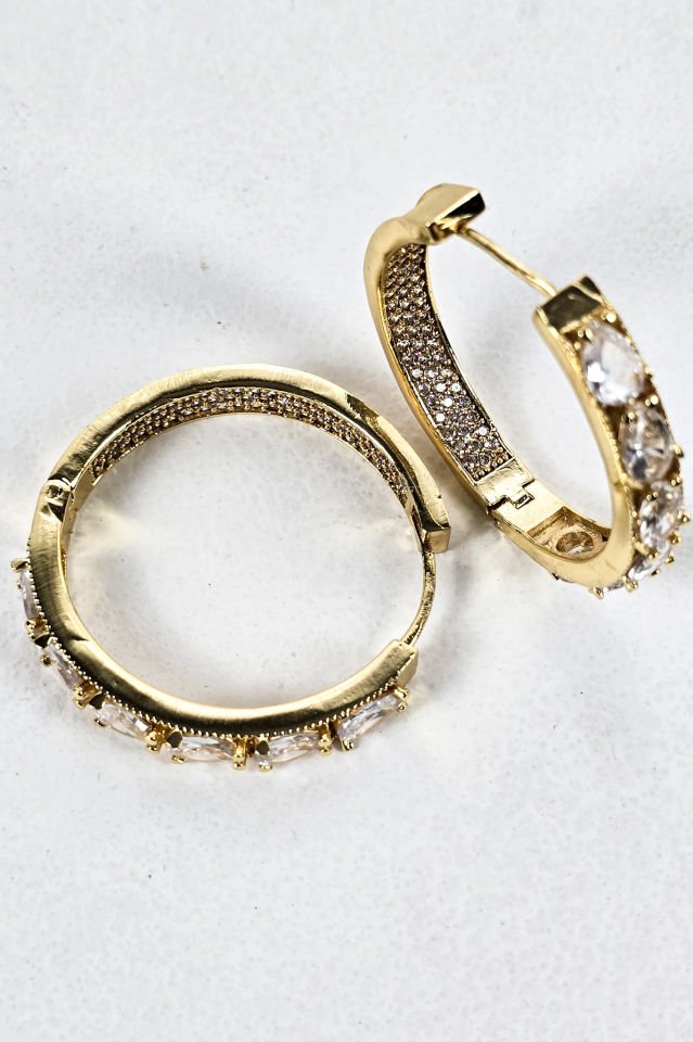 Zirkon Taşlı Halka Küpe Beyaz