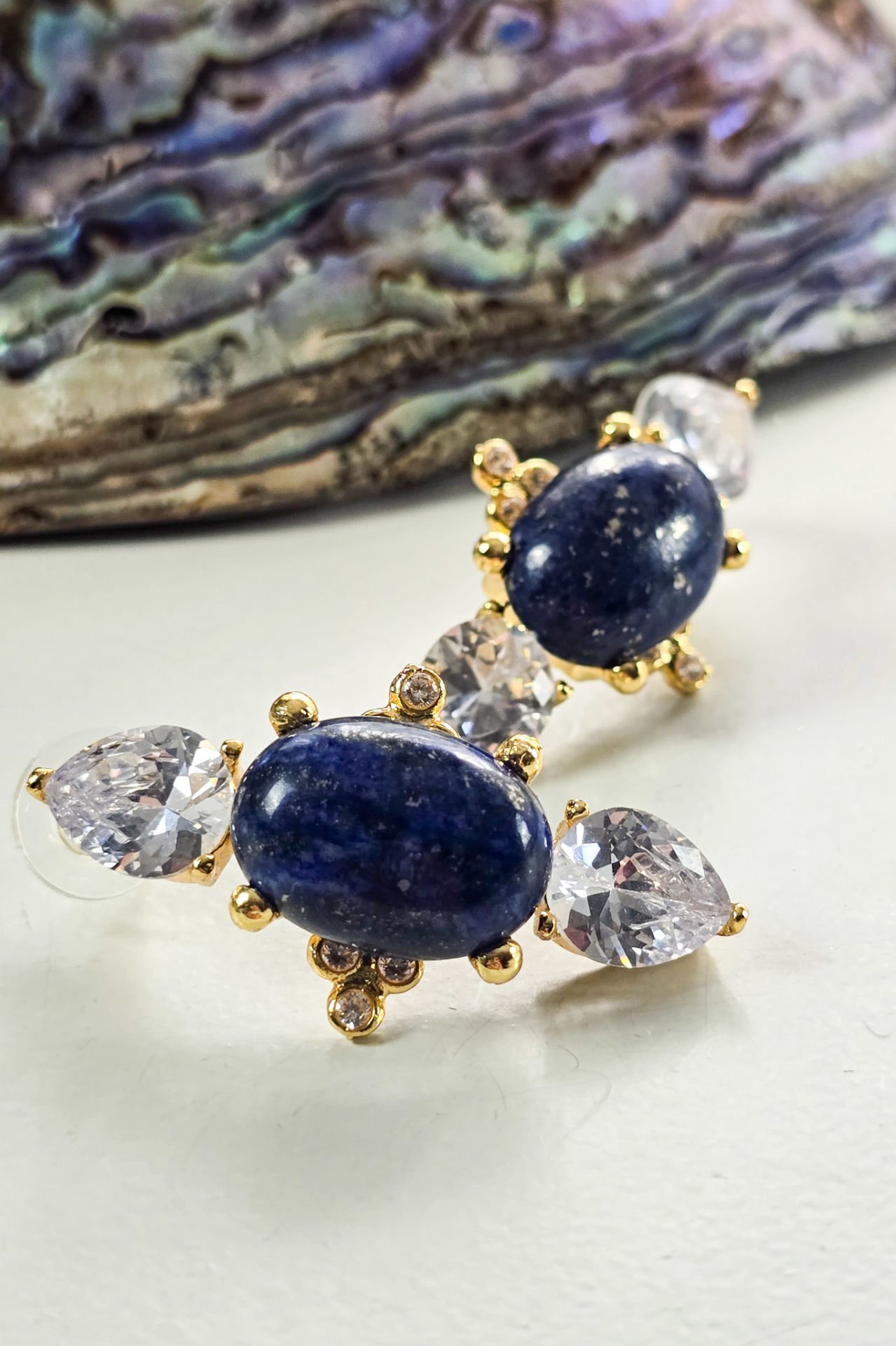 Royal Charm Küpe Beyaz-Lacivert