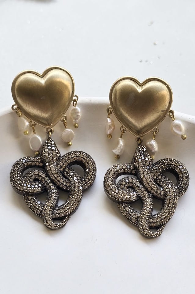 Yılan ve Kalp Küpe