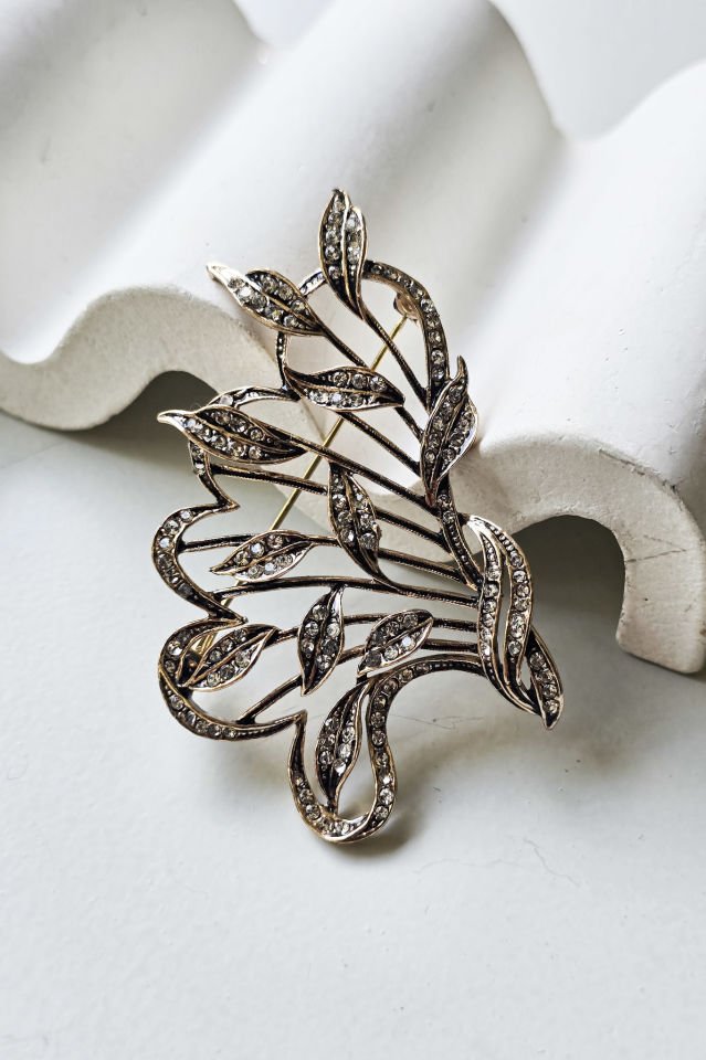 El Yapımı Çiçek Buketi Bronz Broş