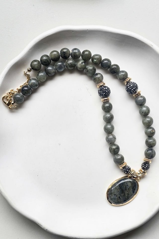 Labradorit Hematit Kolye