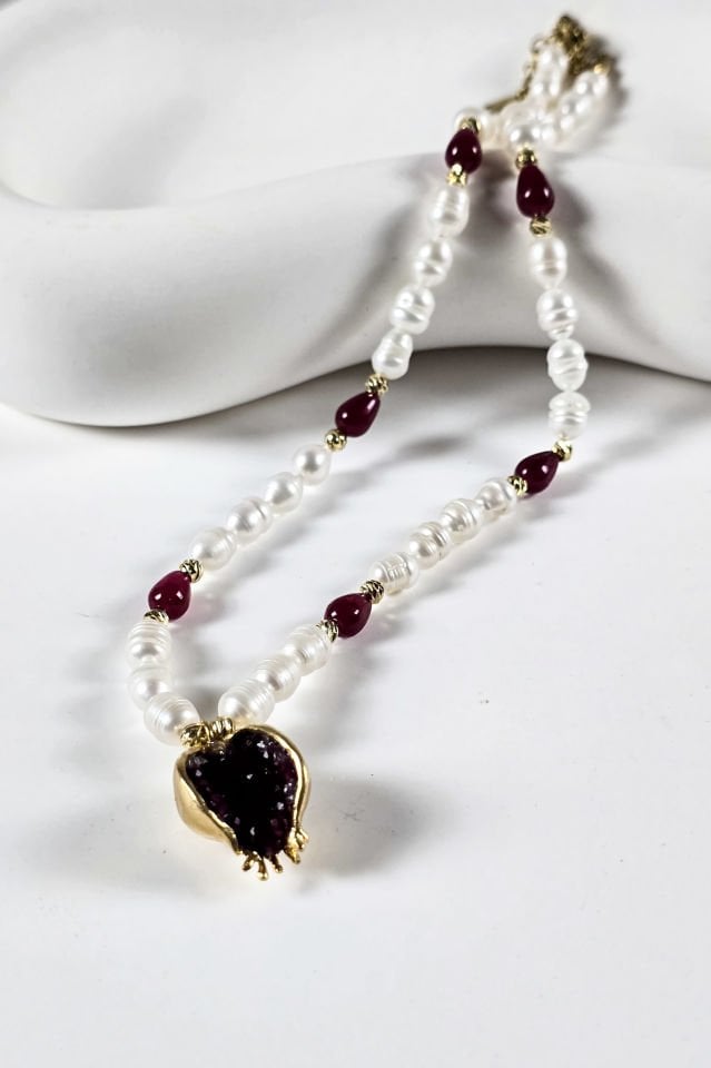 Nar Tanesi İnci Kolye