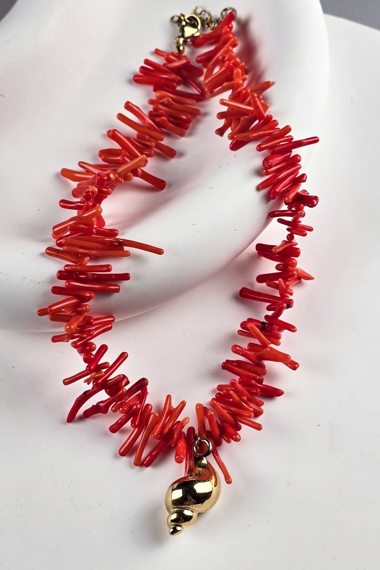 Deniz Ateşi Mercan Kolye