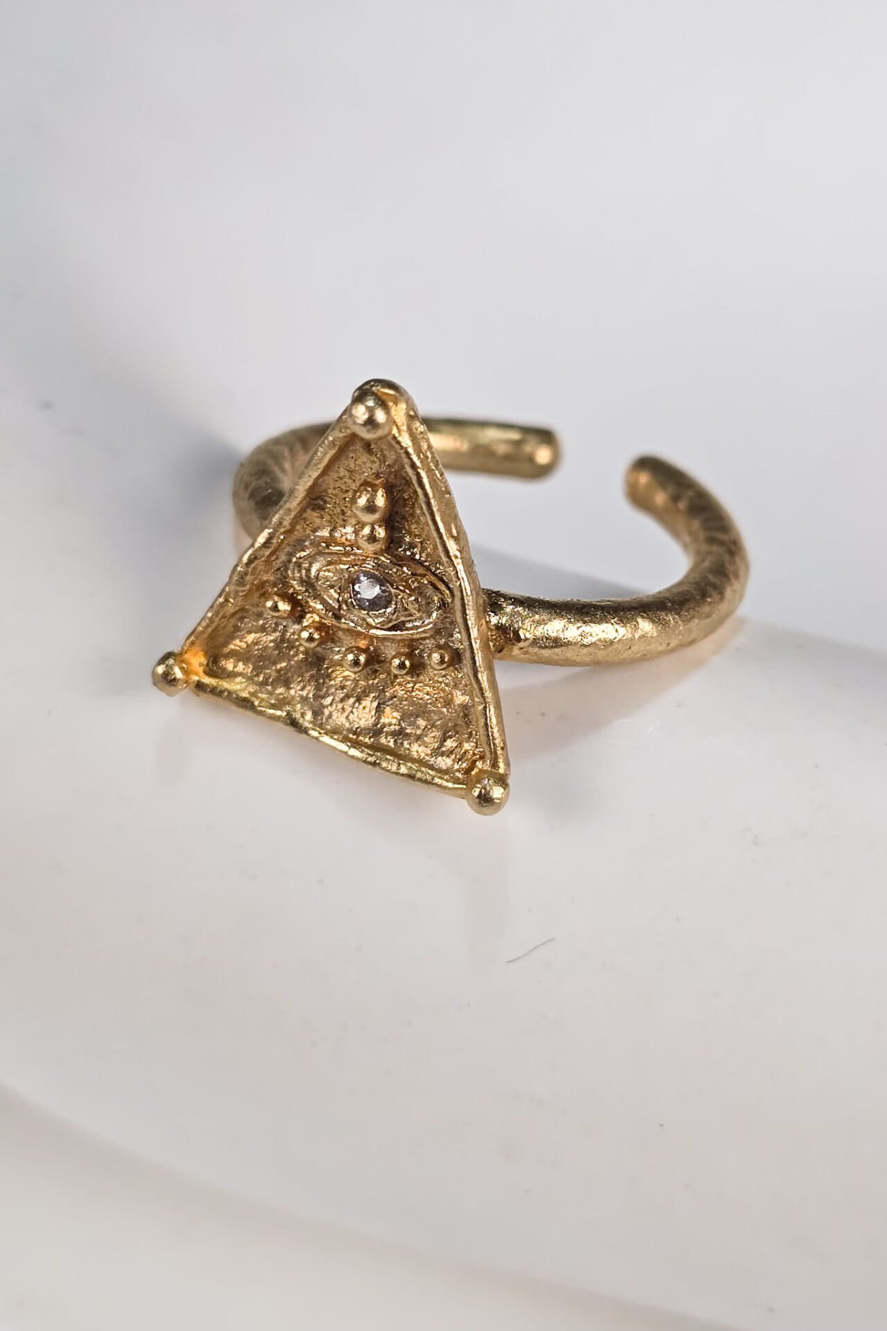 Triada Zirkon TaşlıYüzük Beyaz